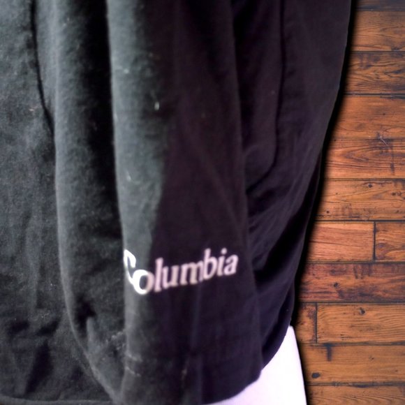 Columbia "Take a hike" Customized Crop Top - Picture 3 of 5